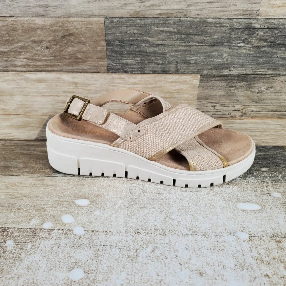 Vionic Uptown Sonoma Womens Wedge Sandal Sz 11 Beige Canvas‎ Buckle Slingback